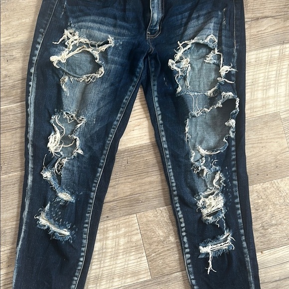 Distressed Blue Jeans - Picture 3 of 7